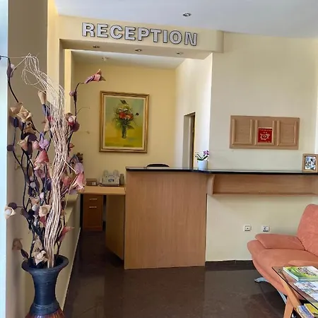 Хотел апарт 2*