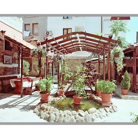 Хотел апарт Поморие