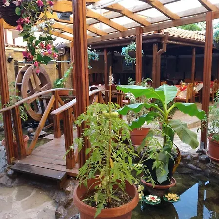 호텔 семеен апарт