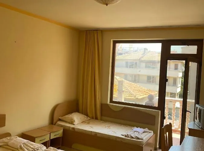 семеен апарт 2* Pomorie