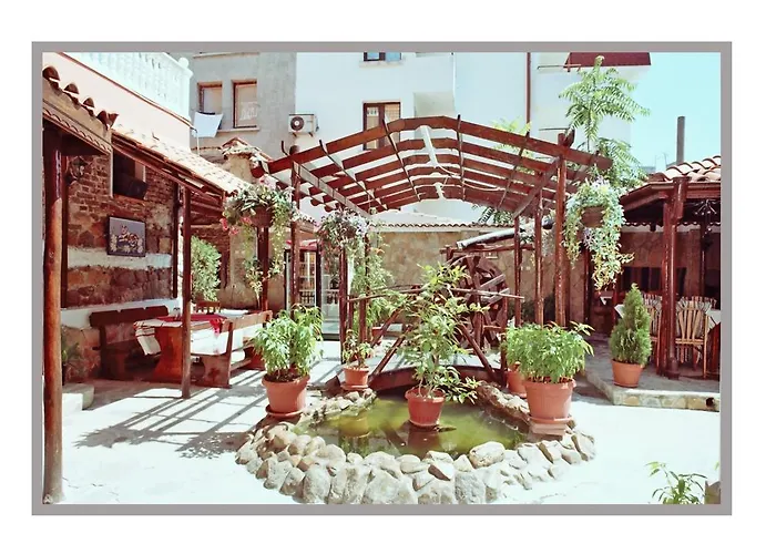 Hotel семеен апарт Pomorie