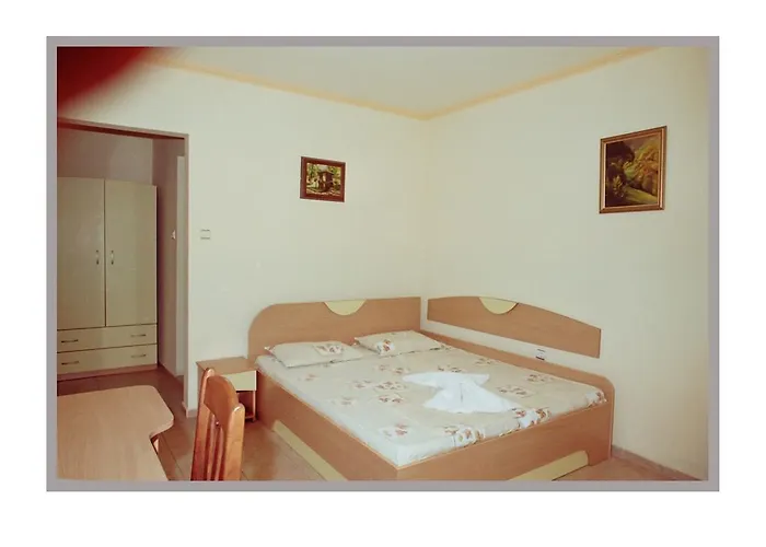 семеен апарт Hotel 2*