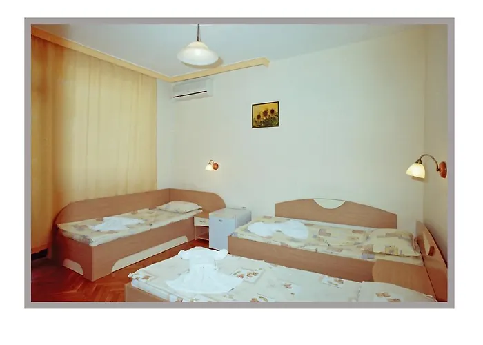 Hotel семеен апарт Pomorie